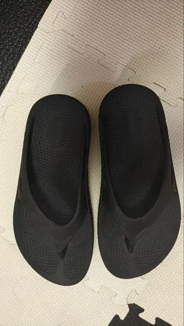 우포스 oofos eu38