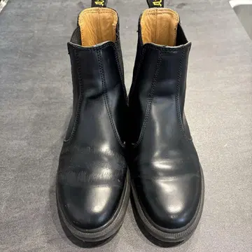 닥터마틴 블랙 23.5cm