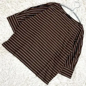 트랜스워크 브라운 보더 무늬 T셔츠 7부 소매 M 사이즈 사이드 슬릿