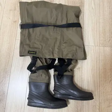 다이와 가슴장화 FW-4201R 3L