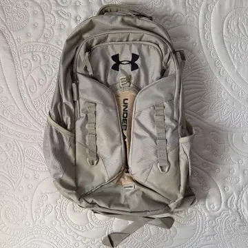 언더아머 베이지 백팩