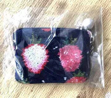 [ 새상품 ] 러브러리 페이러 키&카드 파우치 스트로베리 도트 네이비