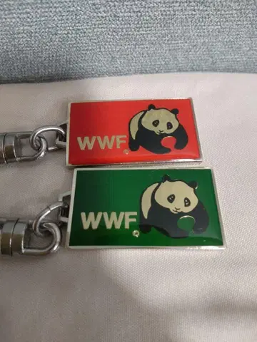 WWF 팬더 키링 세트 빨간색 그린