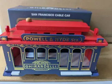 Ghirardelli 샌프란시스코 케이블카 (외부 박스 및 기차)