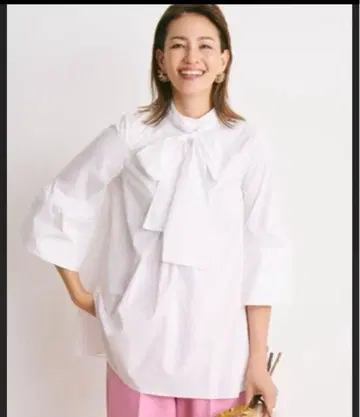 셀포드 리본 포함 화이트 셔츠 36