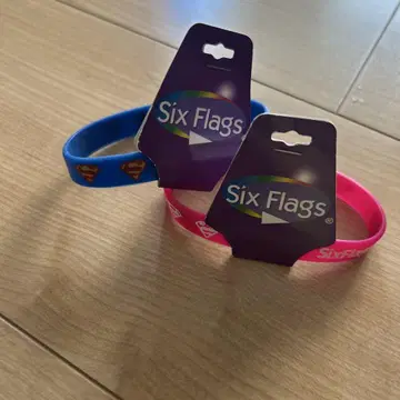sixflags 러버 밴드 2개