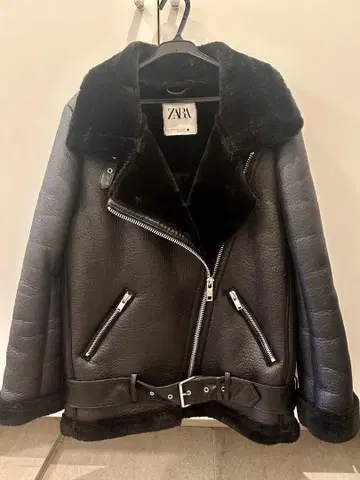 ZARA 블랙 가죽 라이더 자켓