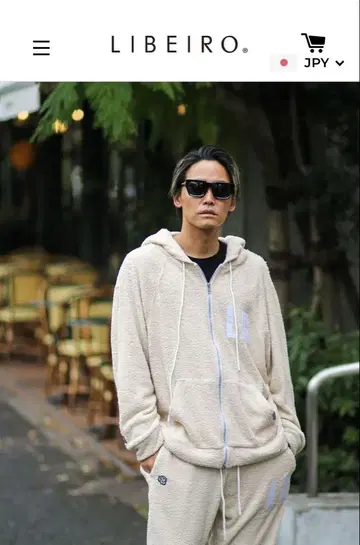 LIBEIRO 펠트 로고 집업 후드티
