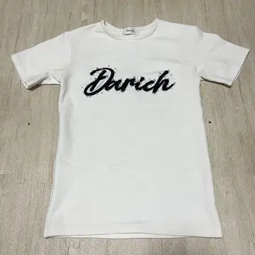 Darich 다리치 자수 펄 티셔츠
