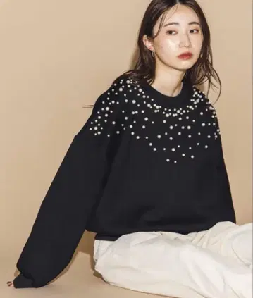 그레디 브릴리언트 랜덤 펄 맨투맨