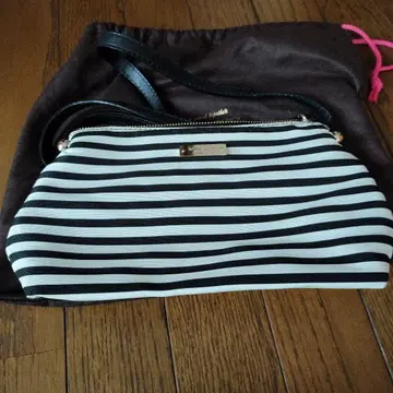 Kate Spade 스트라이프 숄더백