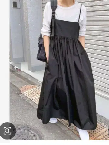 새상품급 Spick&Span 라이트 브로드 볼륨 드레스 블랙