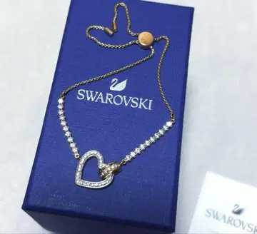[ 내일 발송 ] Swarovski 스와로브스키 하트 팔찌