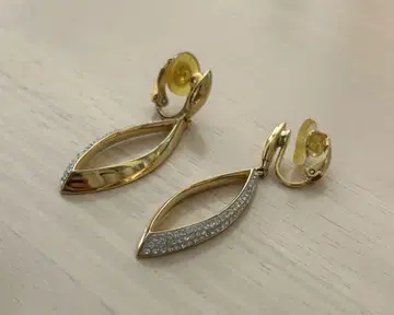 SWAROVSKI 귀걸이