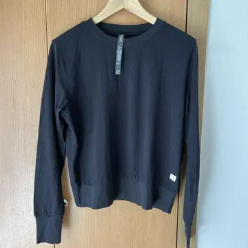 Viori M 사이즈 긴팔 T셔츠 블랙 (그레이)
