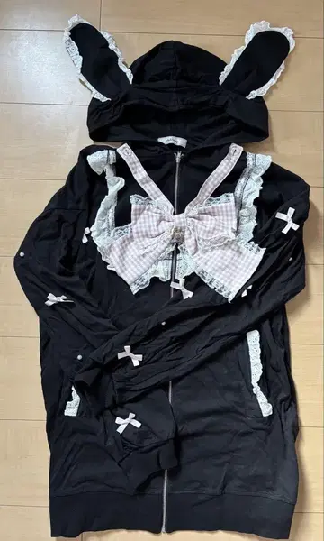 Ank Rouge 토끼 귀 후드티 블랙 양산형 지뢰계