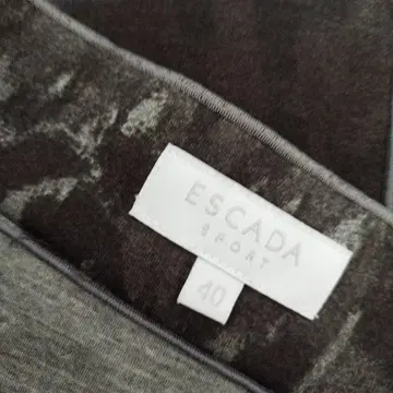 ESCADA 레오파드 무늬 스커트 블랙/그레이 [ 가을, 겨울용 ]