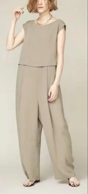 콘테 올인원 헨미 에미리
