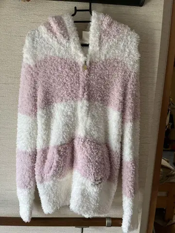 젤라또피케 보더 푹신푹신 복슬복슬 지퍼 후드티