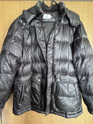 Hush Puppies 블랙 다운 자켓 M