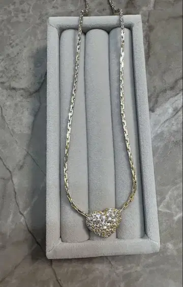 Swarovski 하트형 목걸이