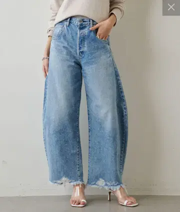 Whim Gazette 라인 커브 데님
