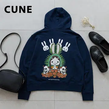 CUNE 큔 토끼 스컬 장미 네이비 맨투맨 후드티 사이즈 2