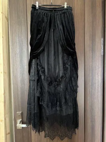 고딕계 롱 스커트