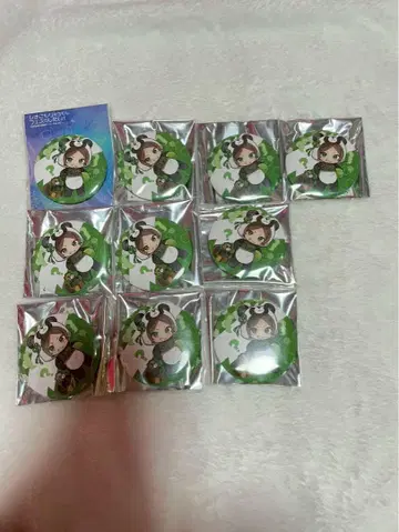 히키페스 우라타누키 캔뱃지