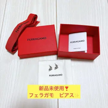페라가모 FERRAGAMO 간치니 크리스탈 귀걸이