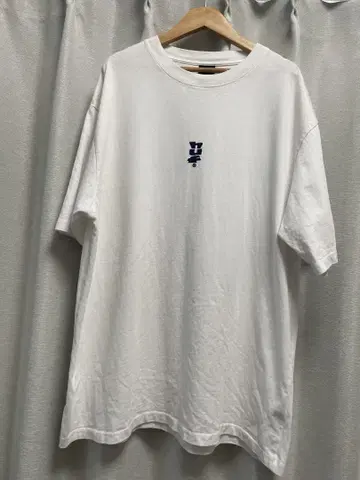 HUF 반팔 T셔츠