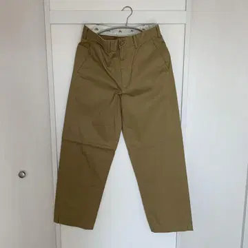 UNIQLO JW ANDERSON 와이드 핏 치노 73 베이지