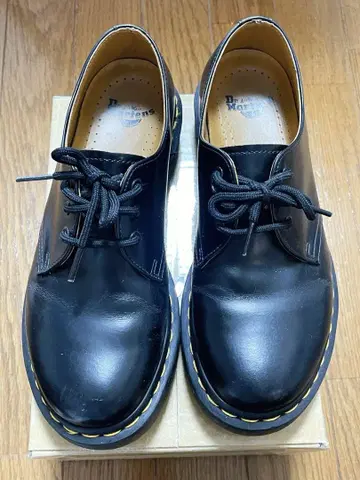 닥터마틴 3홀 UK5 Dr.Martens