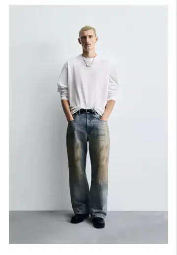 완판템 ZARA 빈티지 가공 배기 핏 청바지 EU34 (JP28)