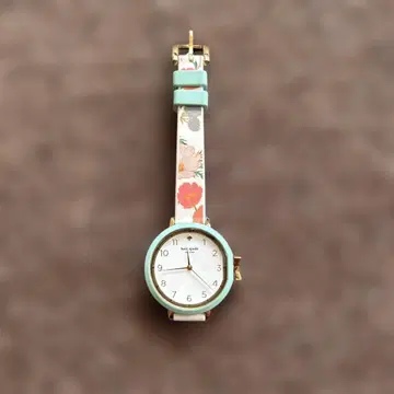 kate spade 플라워 무늬 손목시계