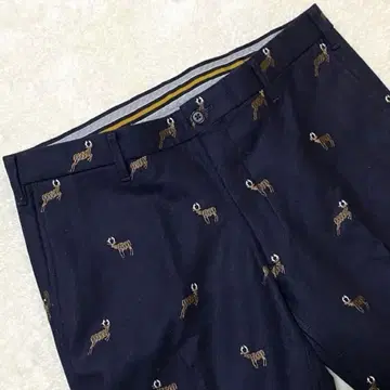 [ 새상품급 ] 뉴요커 팬츠 루돌프 무늬 48R