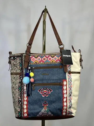 미사용 새상품 Desigual 자수 디자인 토트백
