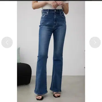 [새상품] AZUL BY MOUSSY 플레어 데님