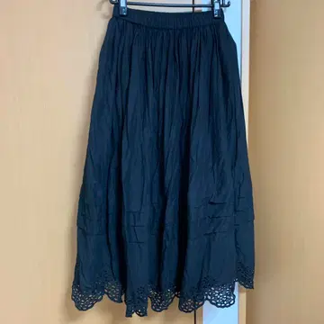 Samansa Mos Mos 밑단 스칼라 랩스커트 블랙