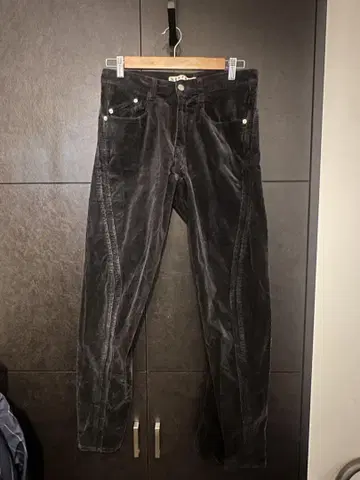 NVRFRGT CORDUROY 3D TWISTED 5P PANTS