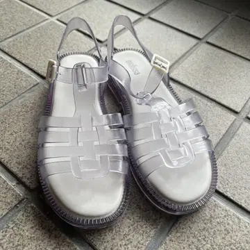 멜리사 투명 PVC 스트랩 샌들