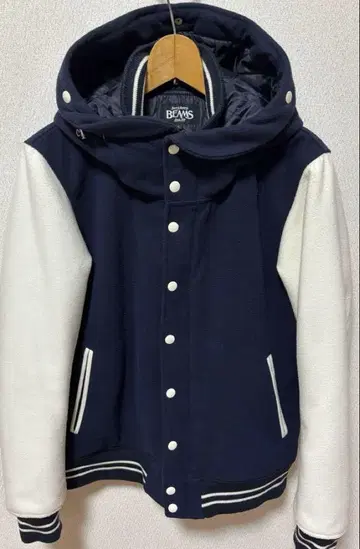 BEAMS 후드 부착 바시티 자켓 L 사이즈 네이비/화이트