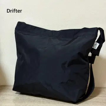 새상품급 Drifter 플레인 숄더백 블랙