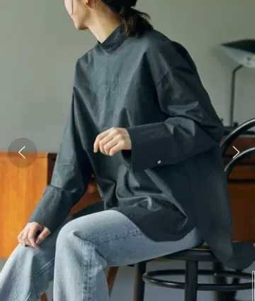 BABYLONE 스탠드 카라 블라우스