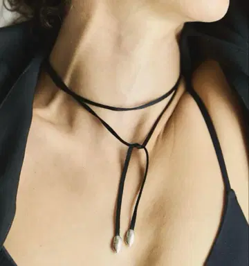 JAMIRAY NUTS SILK CORD NK 초커