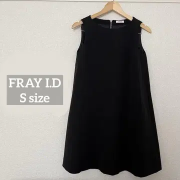 FRAY I.D 블랙 슬리브리스 A라인 원피스 파티