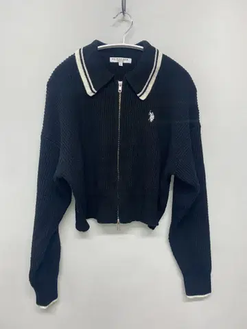 U.S. POLO ASSN. x PUBLUX 옷깃 라인 드라이버즈 니트