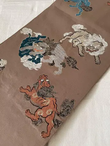 앤티크 오비 장난치는 당사자