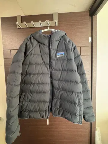 patagonia 후드 부착 다운 자켓 L 사이즈 그레이