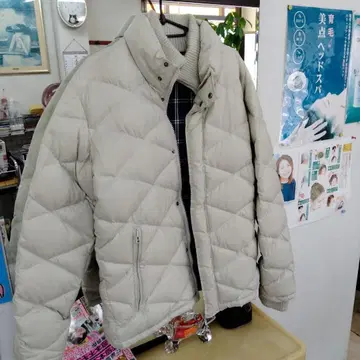 베이지 퀼팅 다운 자켓